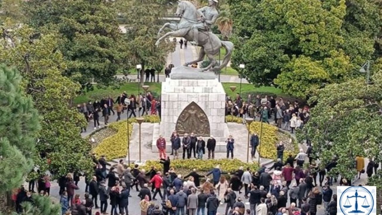 Samsun'da, Milli Mücadele’nin simgesi Atatürk anıtını devirmek istediler