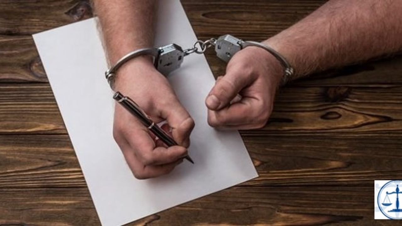 Tutuklunun Resmî Makamlara Yazdığı Dilekçelerde Kullandığı İfadeler Dolayısıyla Cezalandırılması Nedeniyle İfade Özgürlüğünün İhlal Edilmesi