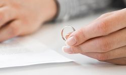 Ortak Hayatın Yeniden Kurulamamasına Bağlı Olarak Boşanma Davası Açabilmeyi Bazı Şartlara Bağlayan Kuralın Anayasa’ya Ay