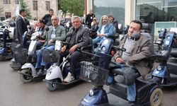 Sivas'ta engelli vatandaşlar akülü araçlarına kavuştu