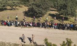 Edirne'de göçmen kaçakçılarına operasyon