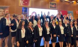 CHP Bursa İl Kadın Kolları Kongresi Merinos AKKM'de yapıldı
