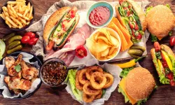 Fast food beslenme alışkanlığı depresyona sürüklüyor