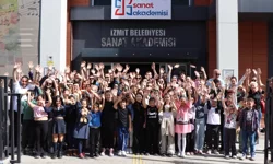 İzmit Belediyesi Sanat Akademisi tiyatro sahnesini büyütüyor