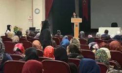 Gölcük'te kanser ve sağlık okuryazarlığı eğitimi