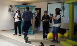 Kocaeli'de 'Sürdür Abi' hem eğlendiriyor, hem öğretiyor