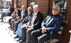 Kayseri Melikgazi Eski Çınarlar Yaşam Merkezleri'ni artırıyor