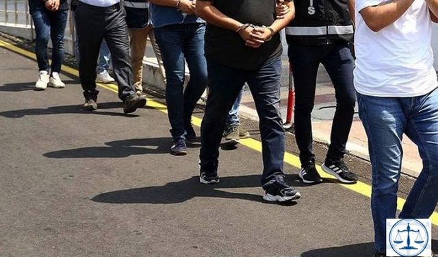 İzmir'de "Gaybubet evi" operasyonu: 17 gözaltı
