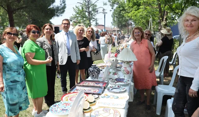 Bursa Nilüfer’de 800 kursiyer yıl sonu gösterisiyle parladı