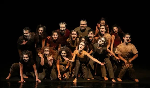 İzmir'de 'Şehirler Yollar Hikayeler' prömiyeri