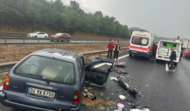 Düzce’de yağışlı havayla gelen zincirleme kazalar!