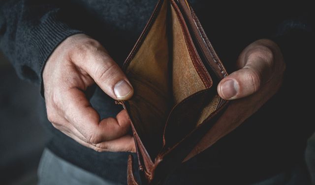 Mutfaktaki yangın rakamlara yansıdı: Yoksulluk sınırı 100 bin liraya dayandı!