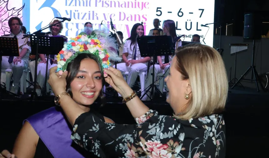 'Pişmaniye Güzeli'nin tacı Fatma Başkan'dan